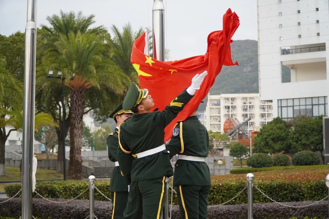 b718a0f9e56f5baabe624ea2df2214a3.jpg b718a0f9e56f5baabe624ea2df2214a3.jpg