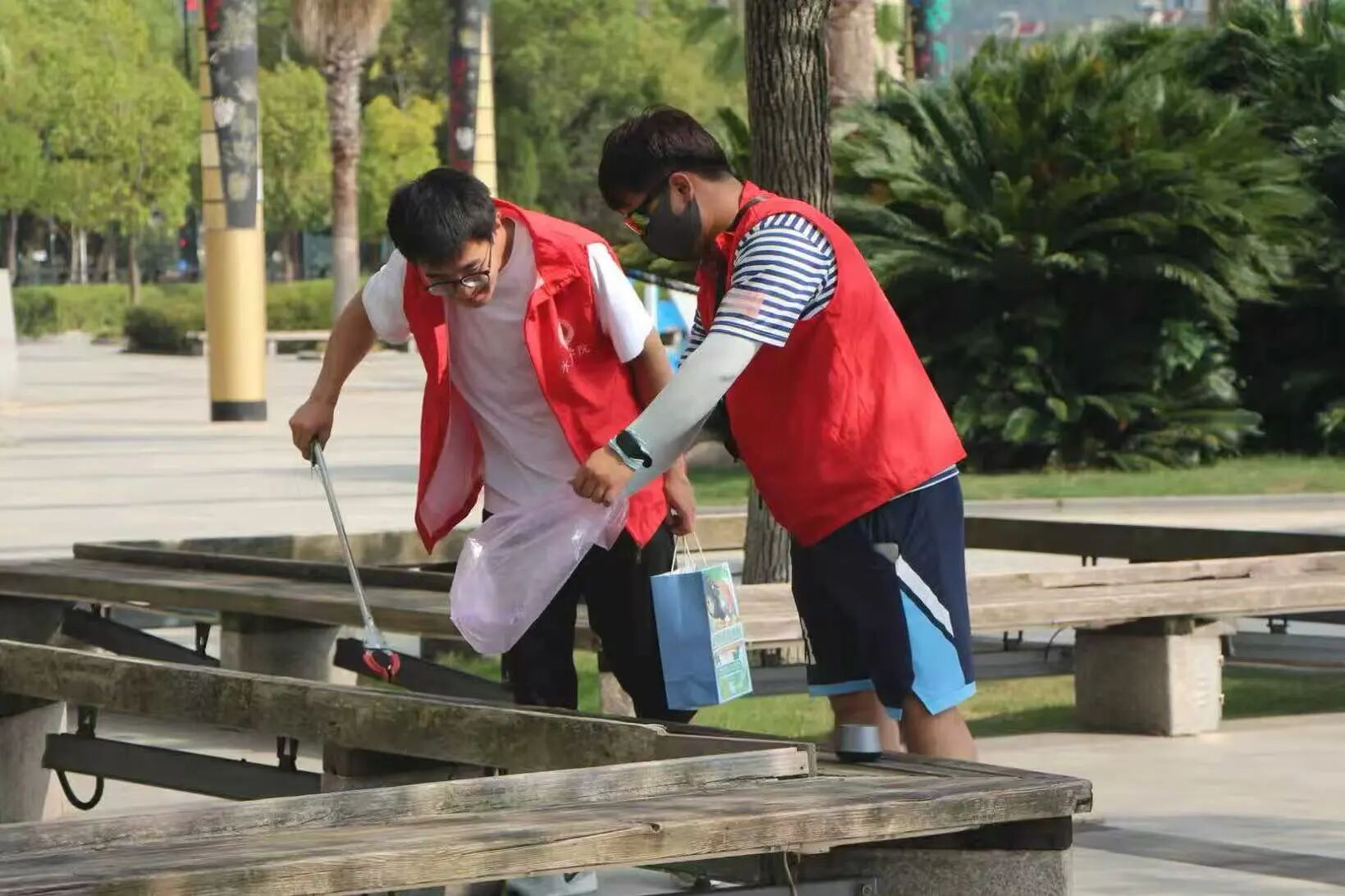 b400847473fa7a919c94024f3f091a22.jpg b400847473fa7a919c94024f3f091a22.jpg